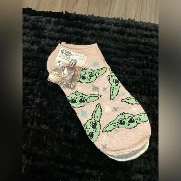 Star Wars baby Yoda no show socks pack of 3 size 4-10 - Picture 1 of 4
